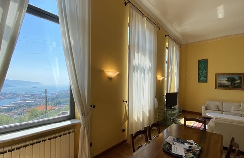 La Spezia Villa | Charmante Villa 12 pax avec piscine privée WiFi gratuit vue mer proche des Cinque Terre