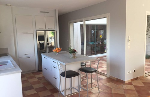 Manas Maison | Villa de charme avec piscine dans la Drôme provençal