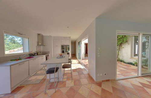 Manas Maison | Villa de charme avec piscine dans la Drôme provençal