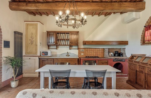 Reggello Villa | charmante villa en Chianti, Spa, climatisation, piscine, Wi-Fi