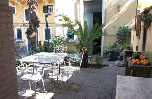 Tropea Villa | Charmante villa de style liberty avec beau jardin à Tropea ctr beach close