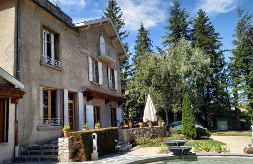 Le Puy-en-Velay Villa | Villa de charme, près centre ville Le Puy-en-Velay, sur la route de Compostelle