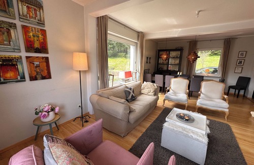 Brilon-Wald Villa | Villa de Charme On The Edge Forêt Dans Brilon Wald (12 Pers.) (200+ SQM)