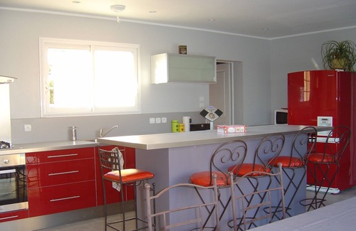 Saint-Dezery Villa | ville de tradition provencale
