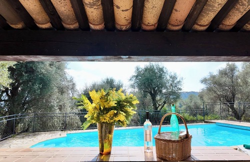 Falicon Maison | Villa de charme sur les hauteurs de Nice belle piscine et vue panoramique