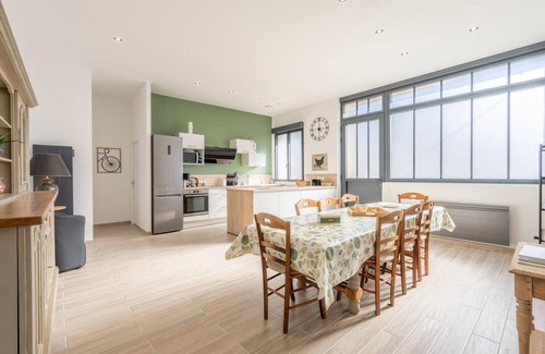 Sacy-le-Petit Cottage | Maison spacieuse 8 pers avec équipements modernes et garage, proche Compiègne et Parc Astérix