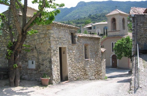 Montaulieu Maison | Charming village house