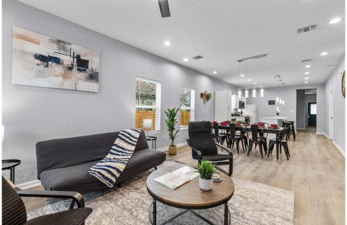 Denver Heights Maison | Charming Walkable 4 BR2.5 BA Near Dtown Riverwalk