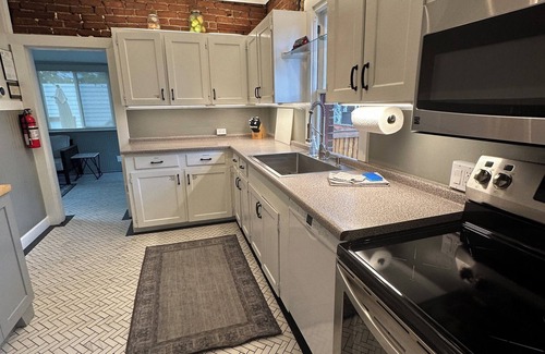 Washington Park Maison | Charming Washington Park Bungalow