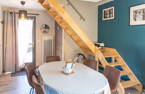 Le Menil Chalet De Ski | Charmant chalet La Zaubette au bord de l'eau