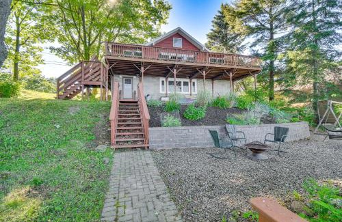 Wolcott Maison | Charming Wolcott Cottage with Fire Pit and Mini Dock