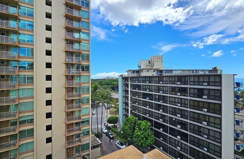 Diamond Head - Kapahulu - St. Louis Appartement | Charming10th Floor Cozy Studio w/Parking