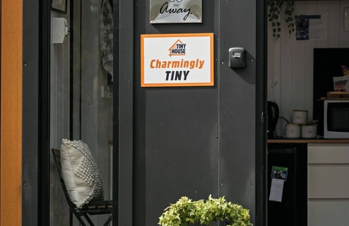 Springmount Maison | Charmingly Tiny by Tiny Away