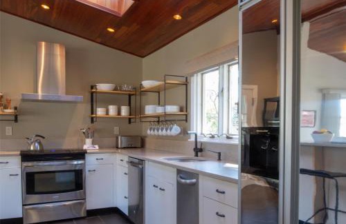 Arnold Maison | Chase Creek Retreat
