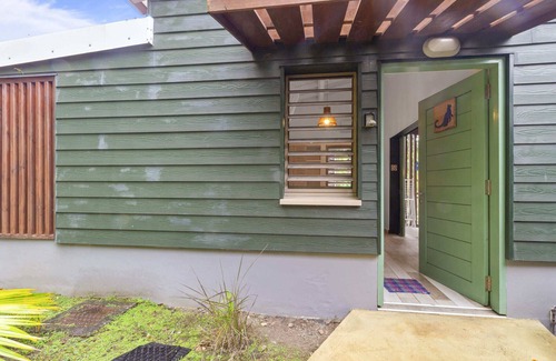 Bouillante Cottage | Chat Bleu - One Bedroom Cottage, Sleeps 2