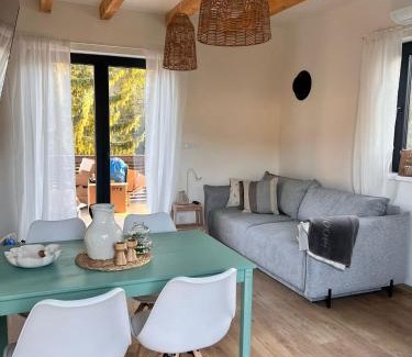 Ostrovec Maison | Chata Břeh