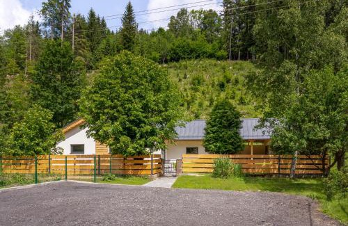 Makov Villa | Chata Na Makově s vířivkou a finskou saunou