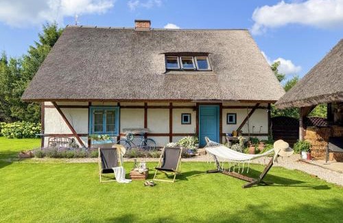 Kartuzy Maison | Chata na Zielonym Wzgórzu