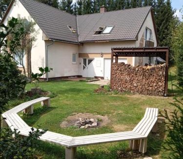 Golcuv Jenikov Chalet De Ski | Chata PoHromadě