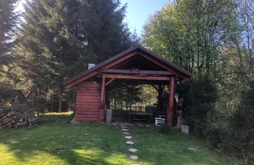 Hrustin Appartement | Chata pri potoku