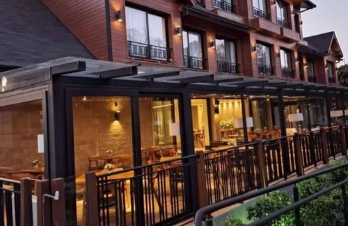 Gramado Appartement | Chateau DU Golden foi Eleito o Melhor de Gramado em 2023 Para Casal e Famílias