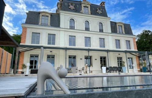 Yvre-l'Eveque Lit Et Petit-Déjeuner | Chateau aux portes du circuit des 24h