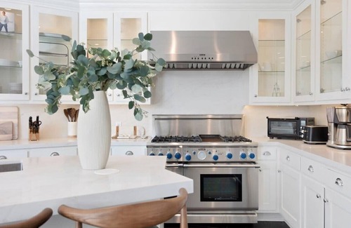 Beverly Hills Maison | Chateau Beverly Hills by Stay Awhile Villas