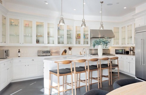 Beverly Hills Maison | Chateau Beverly Hills by Stay Awhile Villas