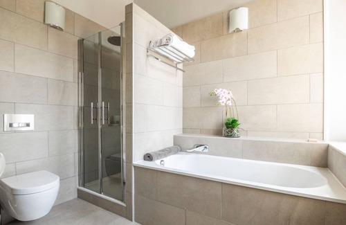 Chalabre Autre | Chateau Chemin Vert - Six Chambres , Couchages 16