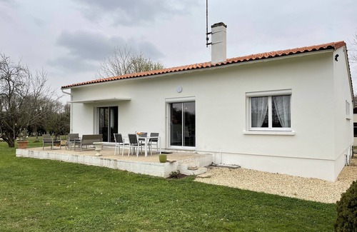 Virollet Maison | Chateau / Country House