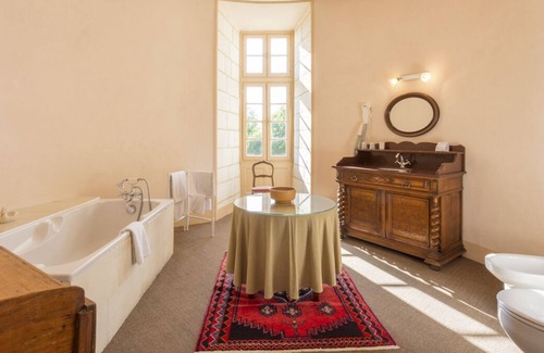 Brantome-en-Perigord Autre | Chateau Du Campe - Dix-sept Chambres , Couchages 48