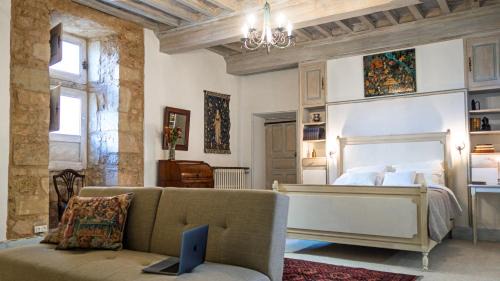 Balsac Maison | Chateau de Balsac