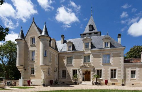 Nouvelle-Aquitaine Lit Et Petit-Déjeuner | Chateau de Bellevue B&B et Appartements avec Piscine saisonal chauffée et Chambres partout climatisées