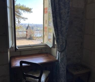 Gennes-Val-de-Loire Lit Et Petit-Déjeuner | Chateau de la Boussiniere