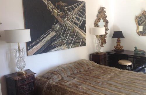 Loge-Fougereuse Lit Et Petit-Déjeuner | Chateau De La Goujonnerie