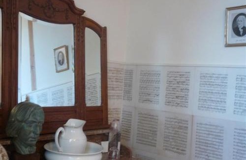 Andreze Lit Et Petit-Déjeuner | Chateau De La Moriniere