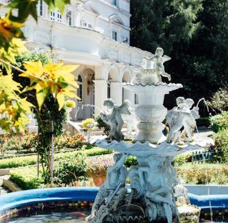 Puli Maison | Chateau de Olliere