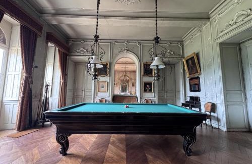 Maigne Maison | Chateau de Resteau Haut de Gamme 15 pers