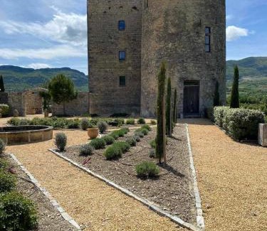 Sainte-Jalle Lit Et Petit-Déjeuner | Chateau de Sainte Jalle