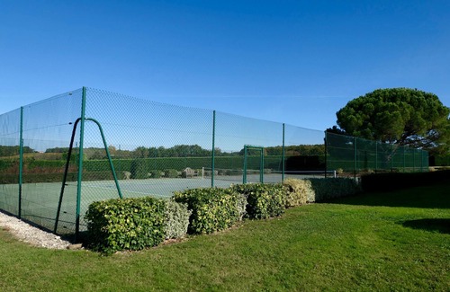 Riocaud Maison | Chateau Des Egrons; Élégant et magique avec court de tennis et piscine chauffée