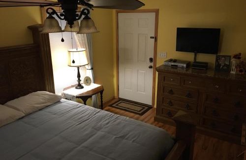 Greenwood Maison | Chateau DeVille of West Shreveport