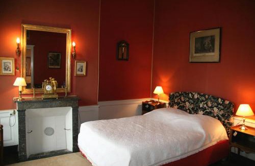 Nouic Lit Et Petit-Déjeuner | Chateau du Fraisse