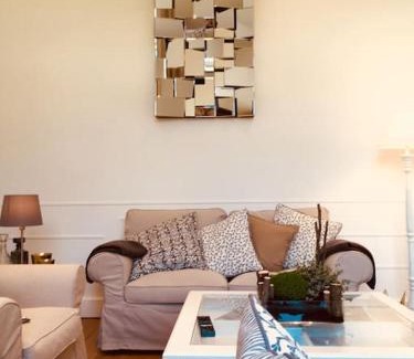 Esneux Appartement | Chateau en bord d'Ourthe