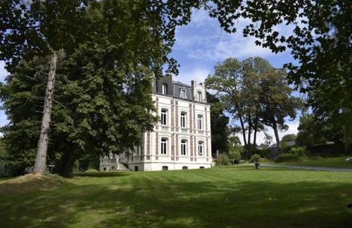 Sains-du-Nord Villa | Chateau Gouault-Marouteau