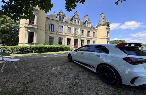 Dangeul Villa | Château in Sarthe with Heated Pool