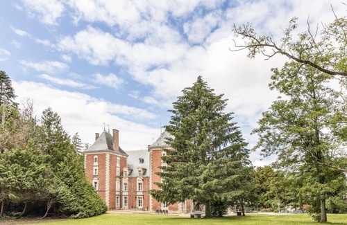 Vescours Autre | Chateau Romenay - Ten Bedroom Castle, Sleeps 20