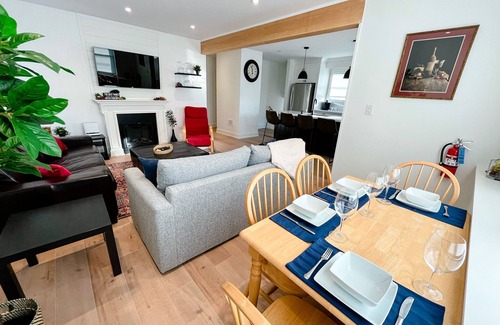 Niagara-on-the-Lake Maison | Chateau Vino - newly renovated home in the heart of NOTL wine country!