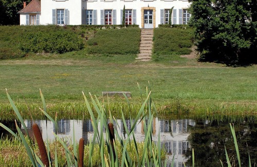 Roanne Maison | Château avec hébergements pour 15 personnes pour Noel et Nouvel