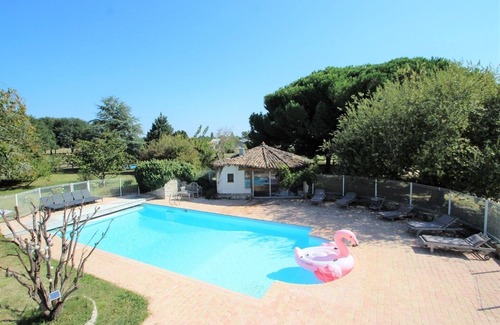 Arvert Cottage | Chateauneuf du Pape (vue prairie)