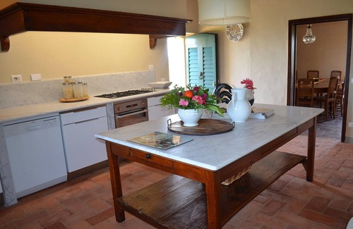 Toiano Maison | Villa Strozzi avec piscine. Près de Florence, Lucques, Pise et Sienne. Vue sauvage sur la Toscane
